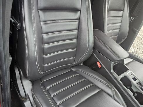 Used 2019 Ford Escape SEL image 20