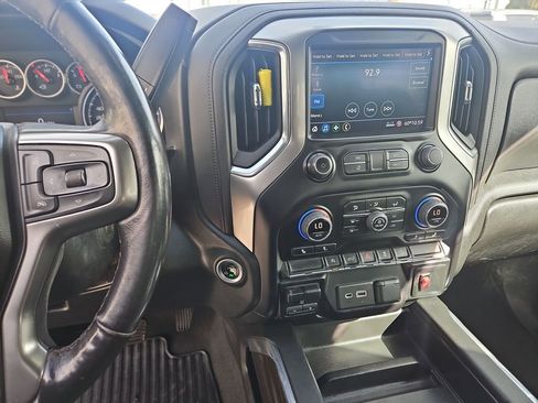 Used 2021 Chevrolet Silverado 1500 RST w/ Z71 Off-Road Package image 17