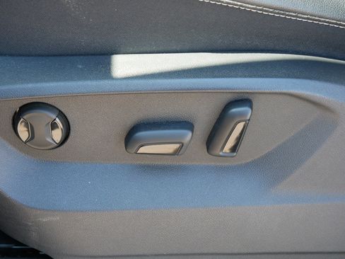 Used 2023 Volkswagen Atlas SE w/ Black Wheel Package image 20