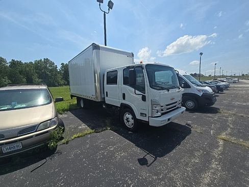 Used 2024 Chevrolet Low Cab Forward image 4