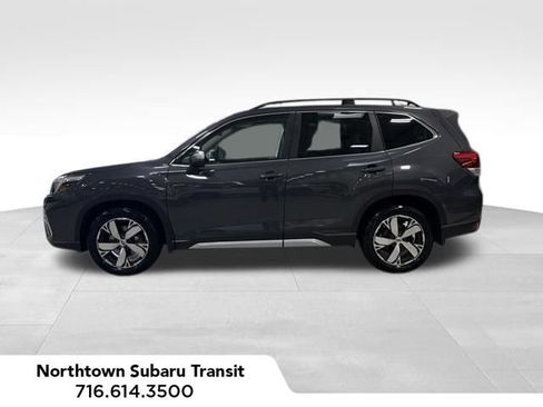 Used 2021 Subaru Forester Touring AWD/4WD image 2