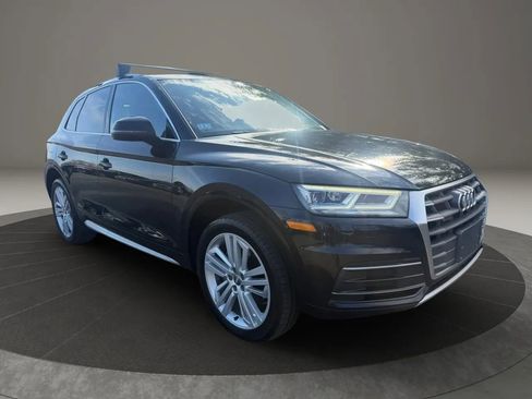 Used 2018 Audi Q5 2.0T Premium Plus w/ Premium Plus Package image 3