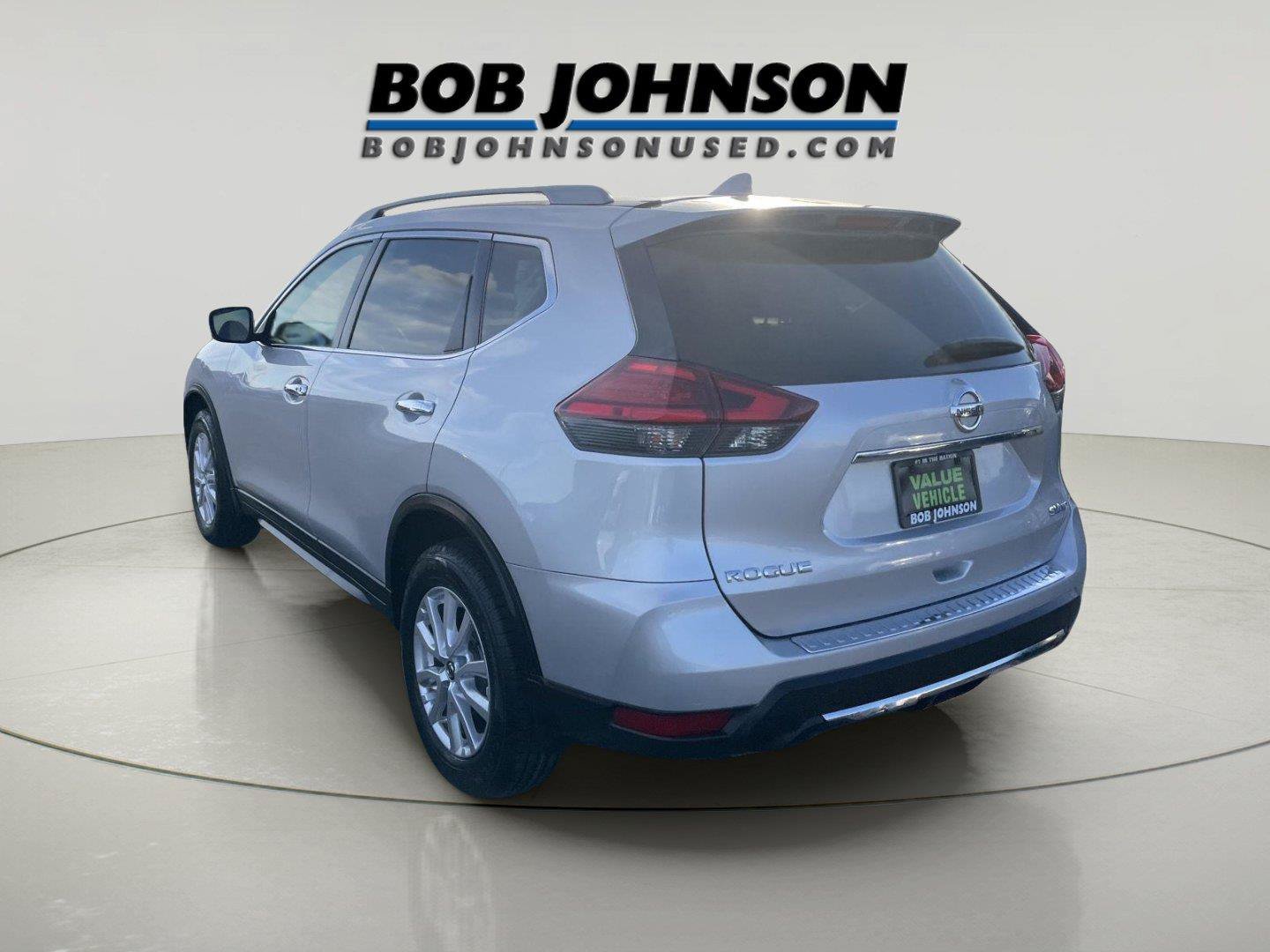 Used 2017 Nissan Rogue SV AWD/4WD image 6