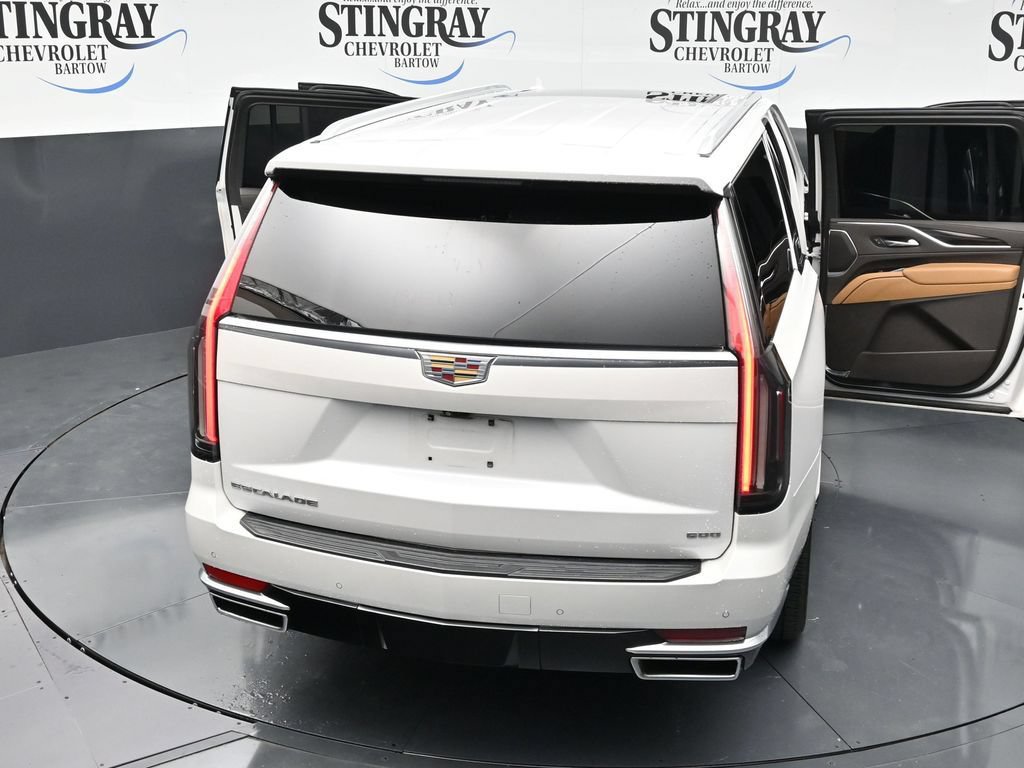 Used 2022 Cadillac Escalade ESV Premium Luxury w/ Performance Package AWD/4WD image 40