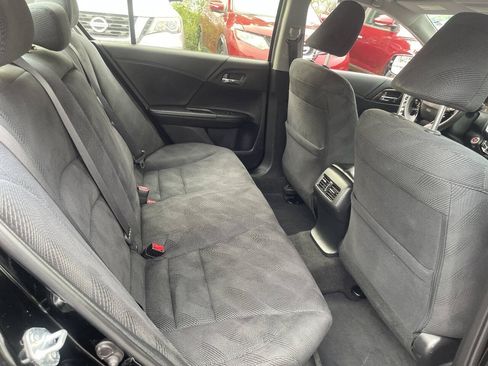 Used 2017 Honda Accord Hybrid Sedan image 21