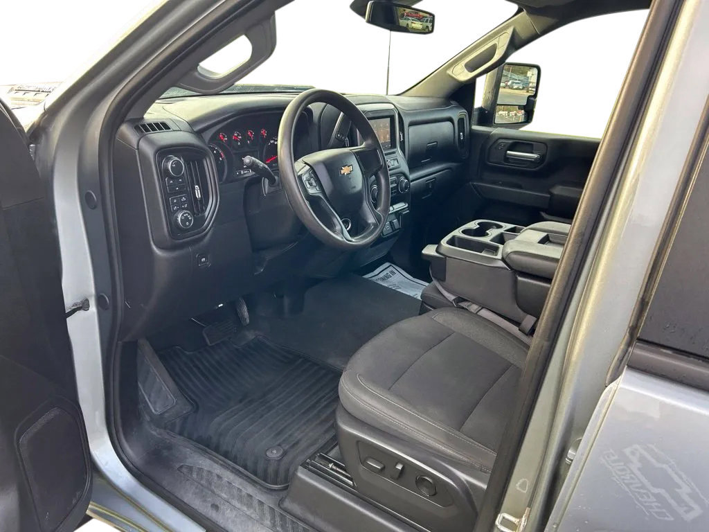 Used 2024 Chevrolet Silverado 2500 Custom w/ Custom Value Package AWD/4WD image 14