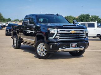 Used 2025 Chevrolet Silverado 2500 High Country w/ Technology Package AWD/4WD video 2