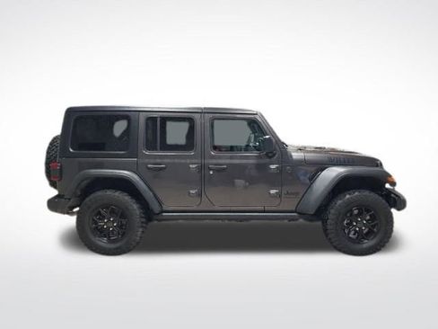 Used 2024 Jeep Wrangler Willys image 29