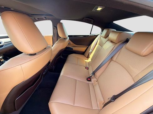 Used 2020 Lexus ES 300h w/ Premium Package FWD image 20