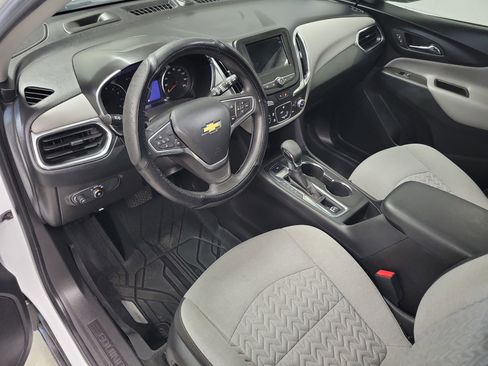 Used 2023 Chevrolet Equinox LS w/ LS Convenience Package image 17