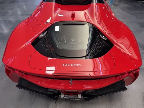 Used 2025 Ferrari SF90 Spider AWD/4WD image 6