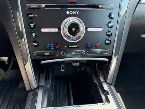 Used 2018 Ford Explorer Sport w/ Equipment Group 401A AWD/4WD image 27