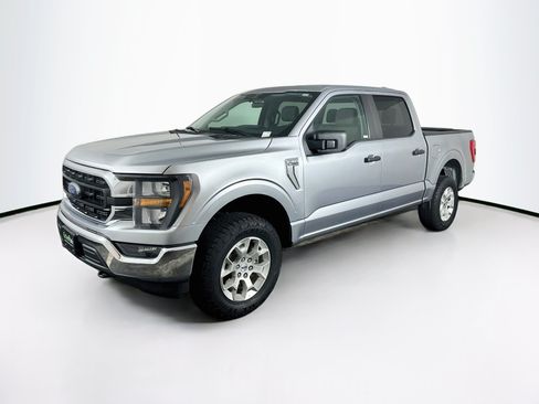Used 2023 Ford F150 XLT AWD/4WD image 3