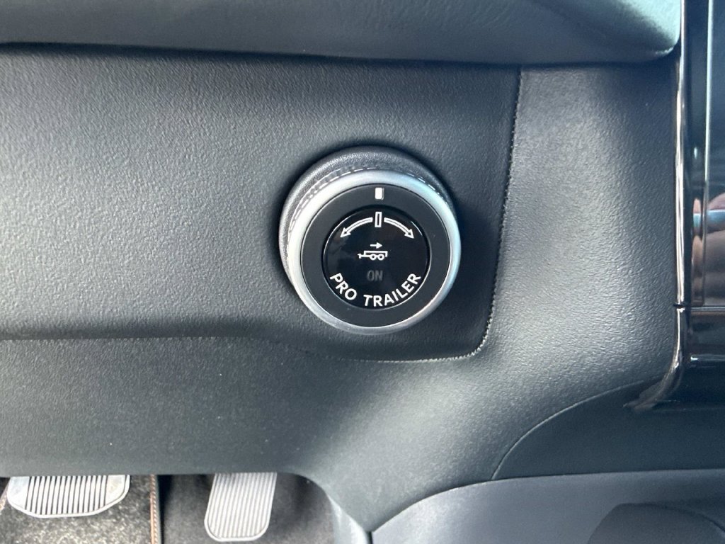 New 2027 Lincoln Navigator Black Label AWD/4WD image 29