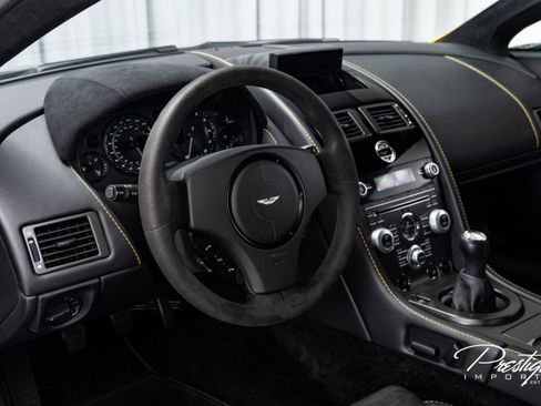 Used 2015 Aston Martin V8 Vantage GT image 32