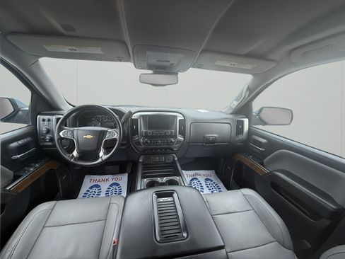 Used 2018 Chevrolet Silverado 1500 LTZ w/ LTZ Plus Package AWD/4WD image 24