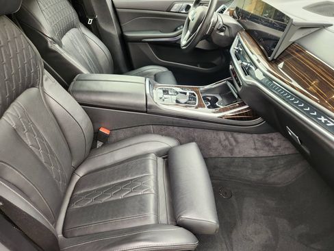 Used 2026 BMW X7 xDrive40i AWD/4WD image 15