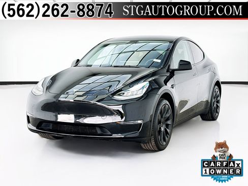 Used 2023 Tesla Model Y AWD image 1