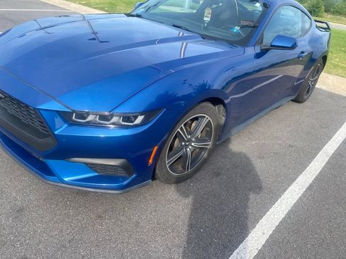 Certified 2024 Ford Mustang Coupe RWD image 2