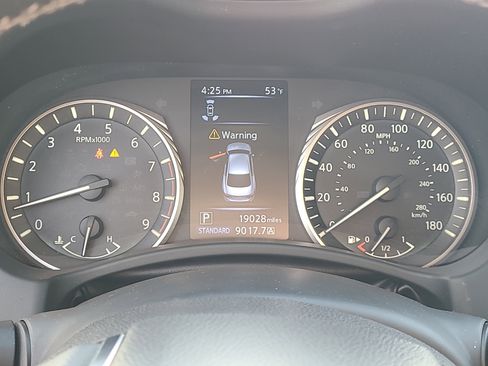 Used 2023 INFINITI Q50 Luxe w/ Cargo Package image 26