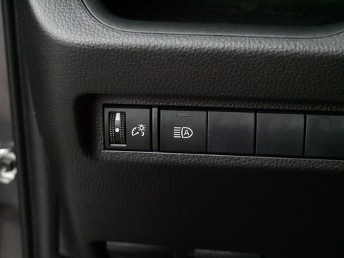Used 2020 Toyota RAV4 XLE w/ Convenience Package AWD/4WD image 27