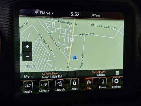 Used 2023 Jeep Gladiator Willys image 6