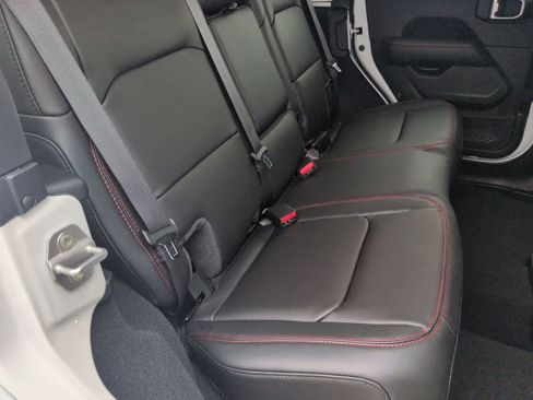 New 2026 Jeep Wrangler Rubicon w/ Steel Bumper Group image 19