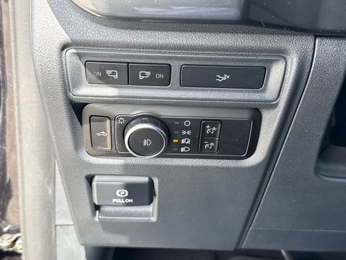 Used 2023 Ford F150 XLT w/ Equipment Group 302A High RWD image 14