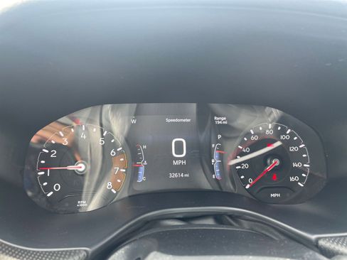 Used 2025 Jeep Compass Trailhawk image 39