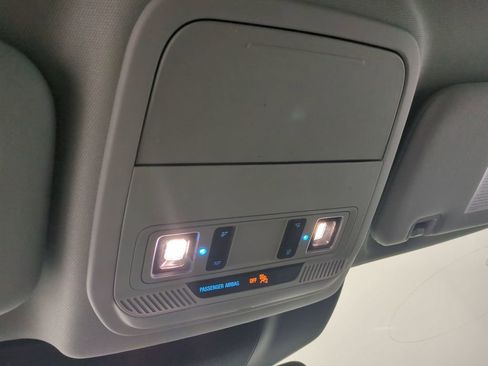 Used 2024 Ford Explorer Limited image 25