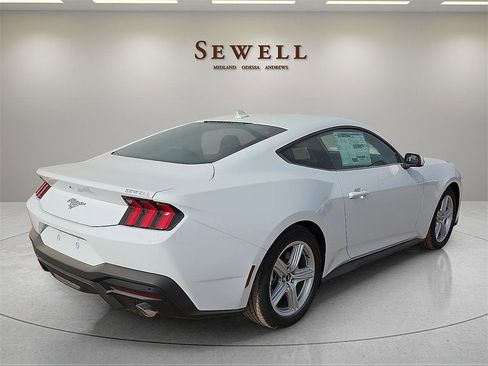 New 2026 Ford Mustang Coupe image 4