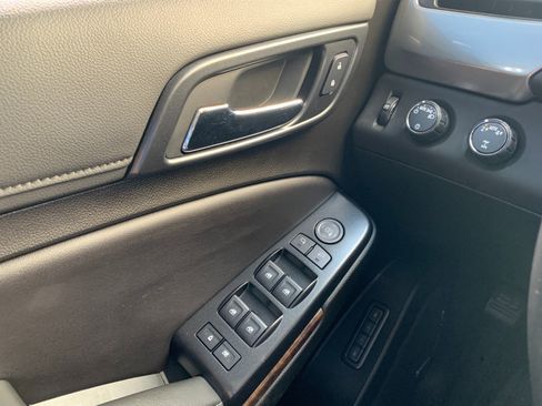Used 2019 Chevrolet Tahoe LT AWD/4WD image 14