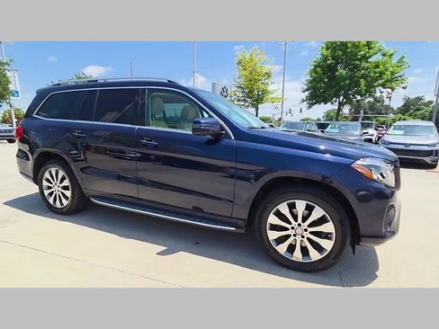 Used 2017 Mercedes-Benz GLS 450 4MATIC image 39