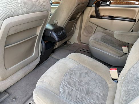 Used 2012 Buick Enclave Convenience FWD image 12