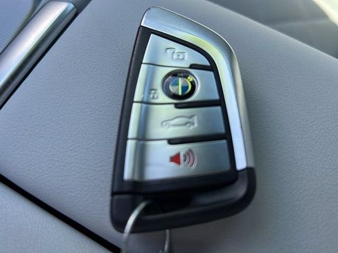 Used 2023 BMW X5 xDrive45e w/ Executive Package AWD/4WD image 29