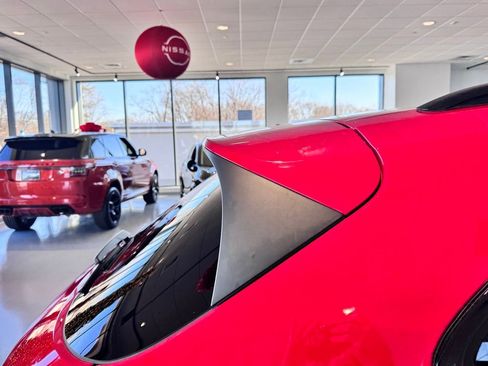 Used 2023 Porsche Cayenne Platinum Edition image 37