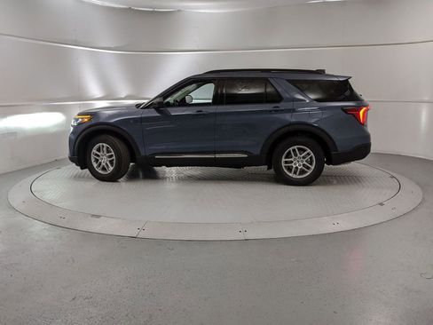 New 2025 Ford Explorer Active image 5