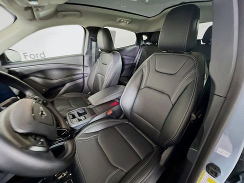 New 2025 Ford Mustang Mach-E Premium image 26