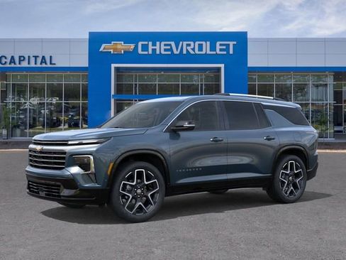 New 2026 Chevrolet Traverse High Country image 2