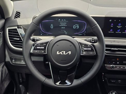 New 2026 Kia Seltos S FWD image 7