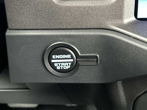 New 2026 Ford Bronco 2-Door AWD/4WD image 25