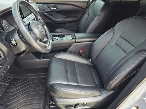 Used 2023 Nissan Rogue SL w/ SL Premium Package FWD image 12