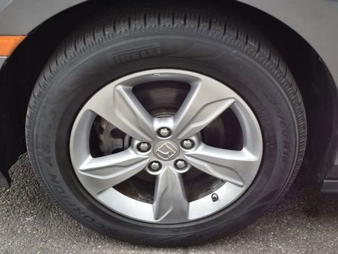 Used 2019 Honda Odyssey EX image 52