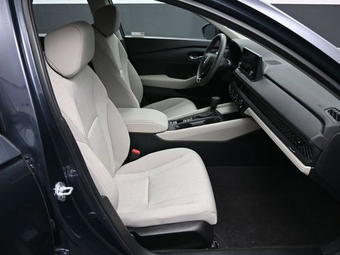 Certified 2023 Honda Accord LX image 24