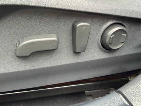 Used 2025 Subaru Legacy Premium AWD/4WD image 19