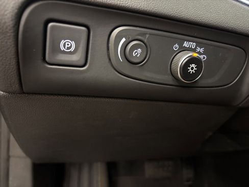 Used 2021 Buick Enclave Premium w/ Sun and Sites Package image 12