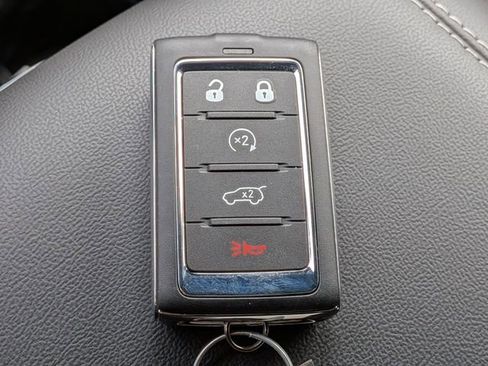 New 2026 Jeep Grand Cherokee Altitude AWD/4WD image 32