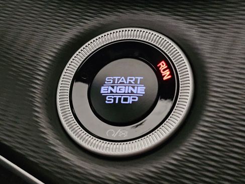 New 2025 Jeep Grand Cherokee Laredo X w/ Luxury Tech Group I image 25