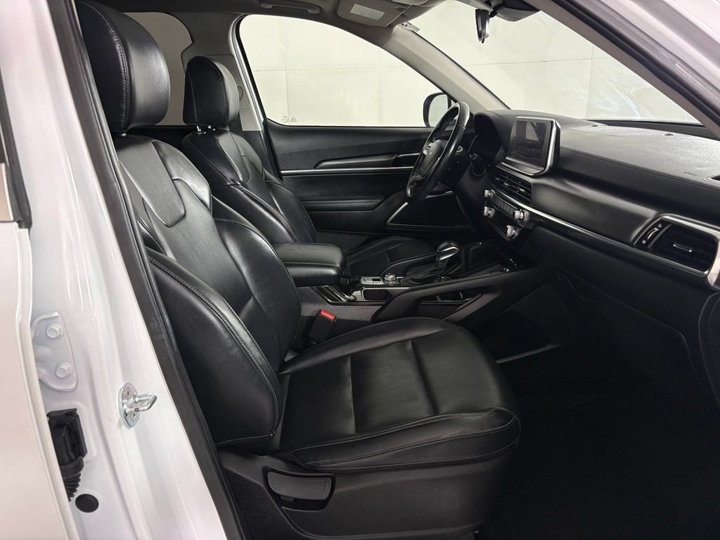 Used 2022 Kia Telluride S AWD/4WD image 46