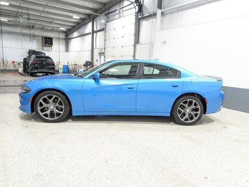 Used 2015 Dodge Charger R/T image 6